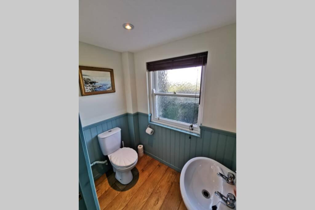 Cosy, Coastal Retreat With A Large Garden Villa Monreith Exterior foto